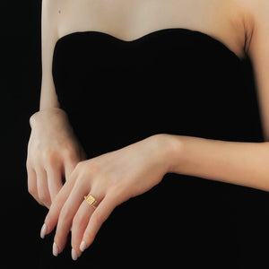 Logo plate ring