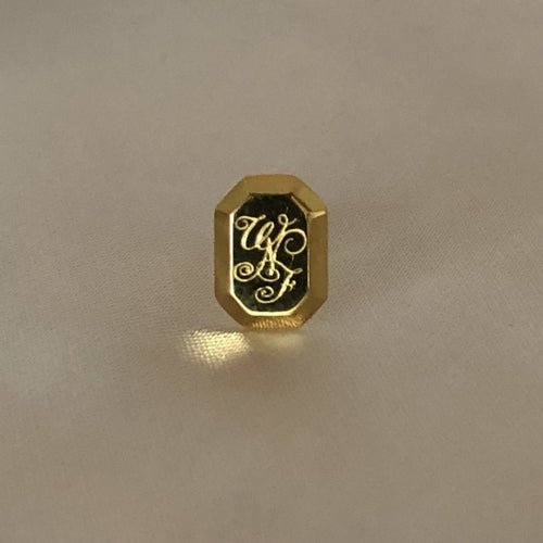 Emerald cut pierce