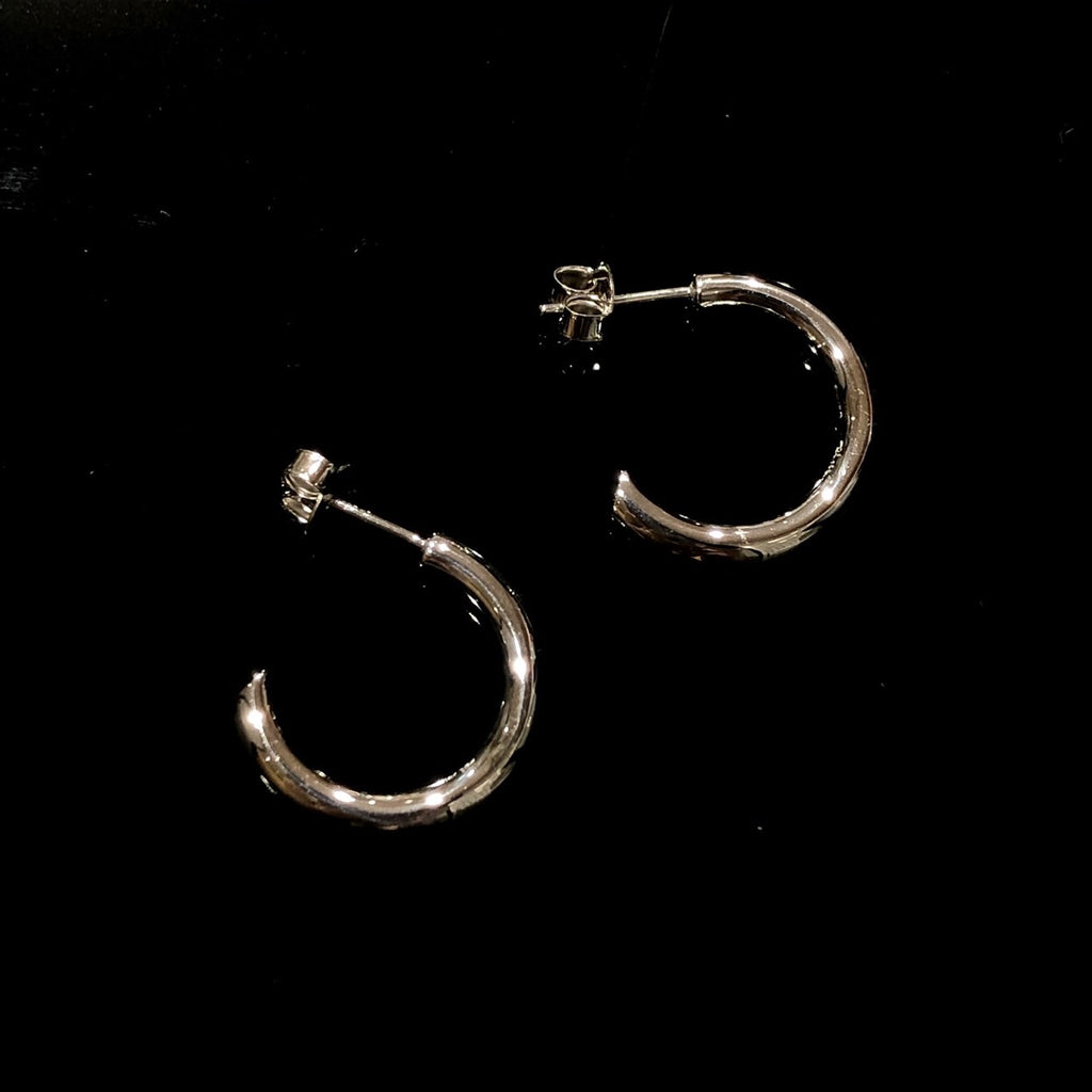 W Heart hoop pierce (Silver)