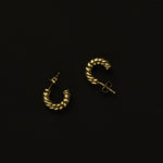 Twist pierce (gold)