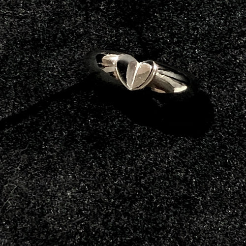 Ear cuff (heart cut ) (Silver)